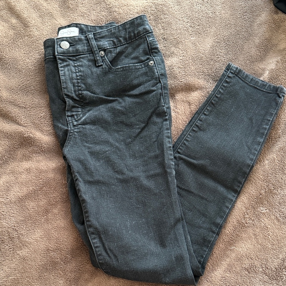 Jessica Simpson Skinny Jeans in Charcoal Black